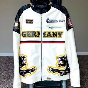 2XL Leather Jacket/Coat for sale ! Still brand new and in fashion. Cream & black